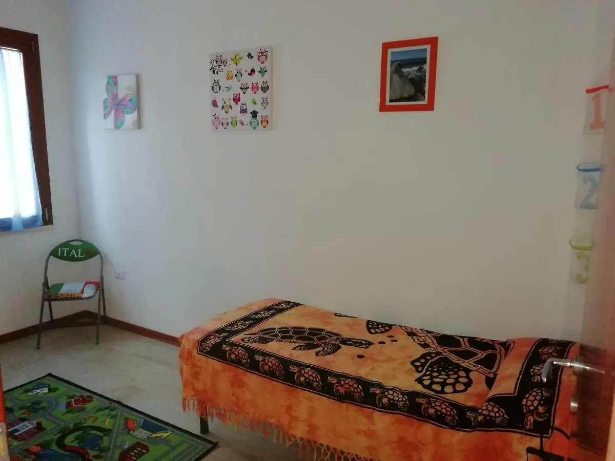 פוצו אידו Apartment The Sea Of Sardinia Domus Gerardii איטליה